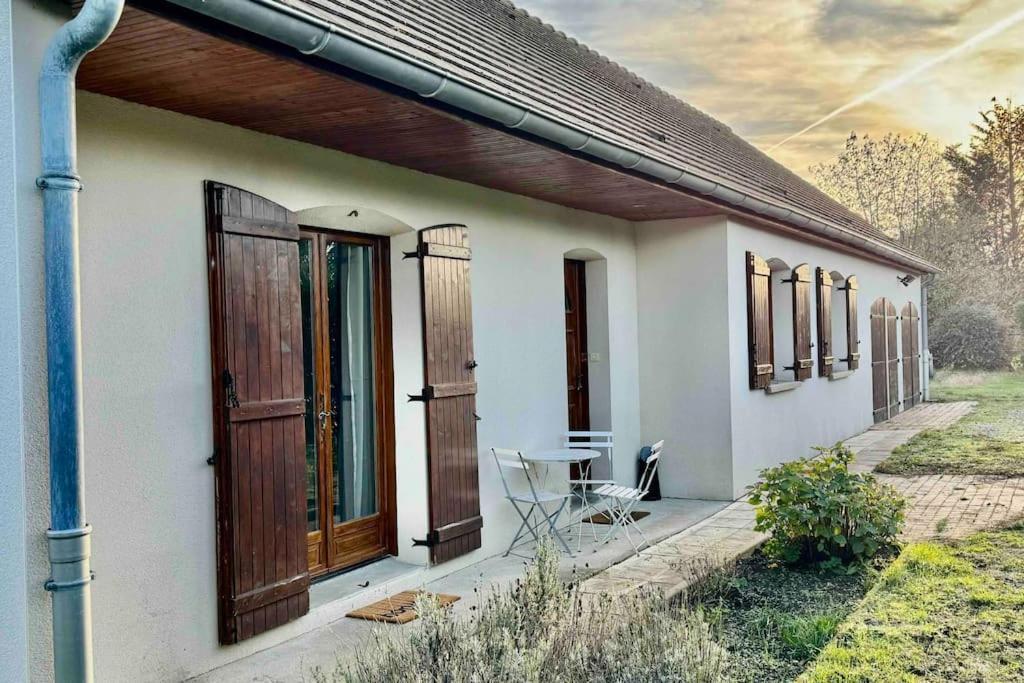Gite 3 Etoiles Les Gourlines Avec Balneo, Veranda, Piscine Et Garage Avermes Exterior photo